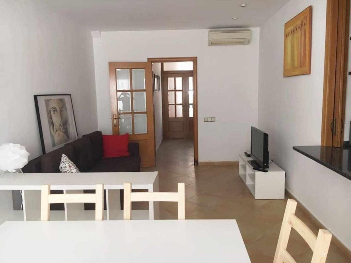 Nice And Quiet Flat In Premia De Mar Hutb Екстериор снимка