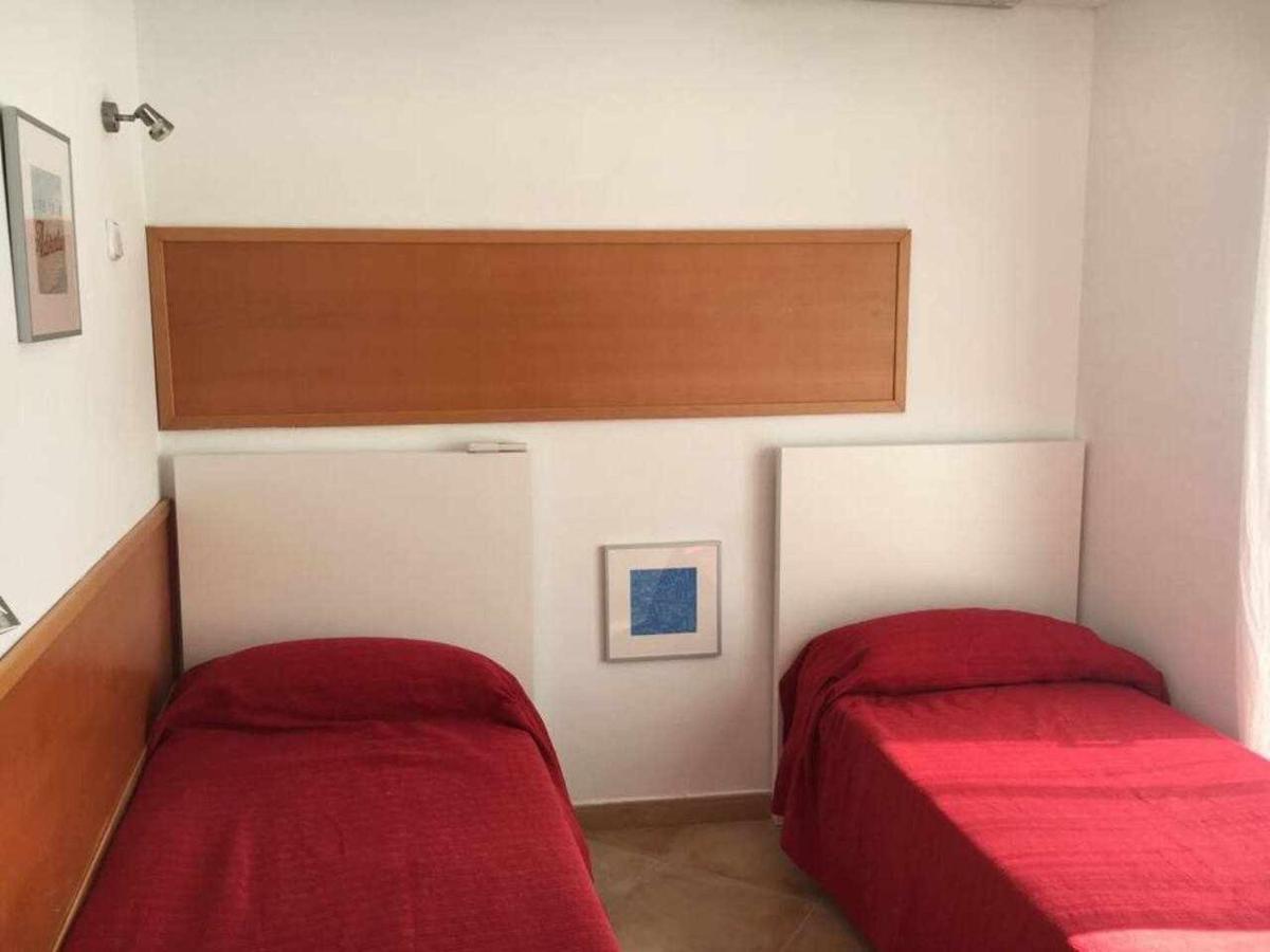 Nice And Quiet Flat In Premia De Mar Hutb Екстериор снимка