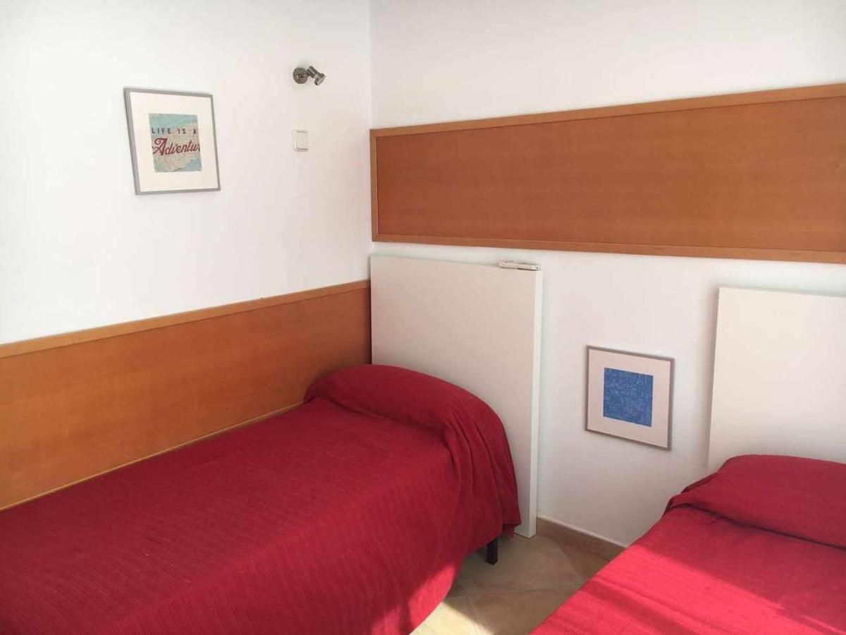 Nice And Quiet Flat In Premia De Mar Hutb Екстериор снимка