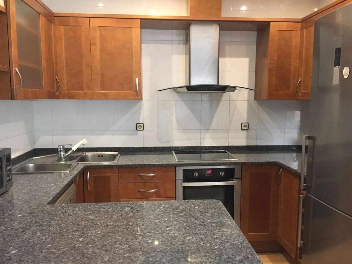 Nice And Quiet Flat In Premia De Mar Hutb Екстериор снимка